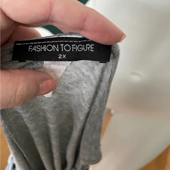 FASHION TO FIGURE - long cami - size 2X - Picture 3 of 3